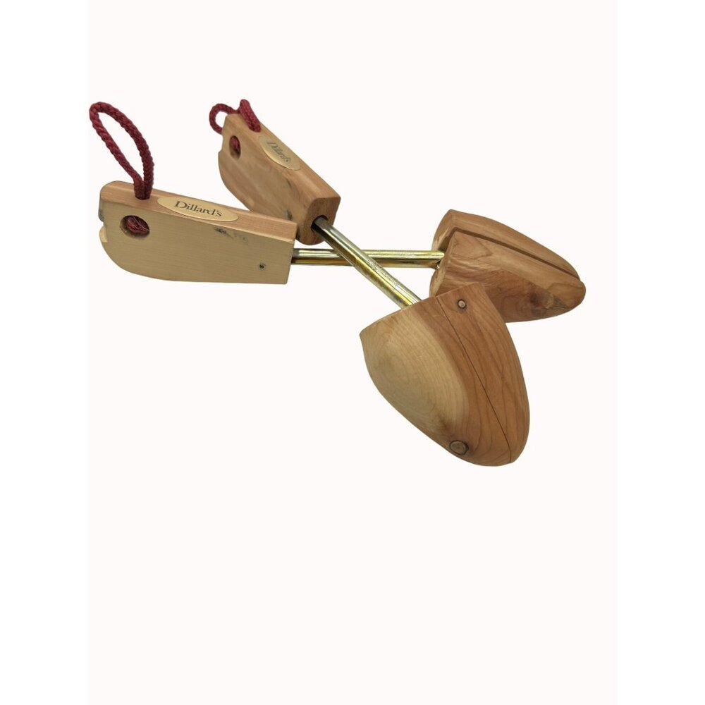 Dillard’s Women’s  Sz M Cedar Wood Shoe Trees Keepers Storage Accessoriess #5